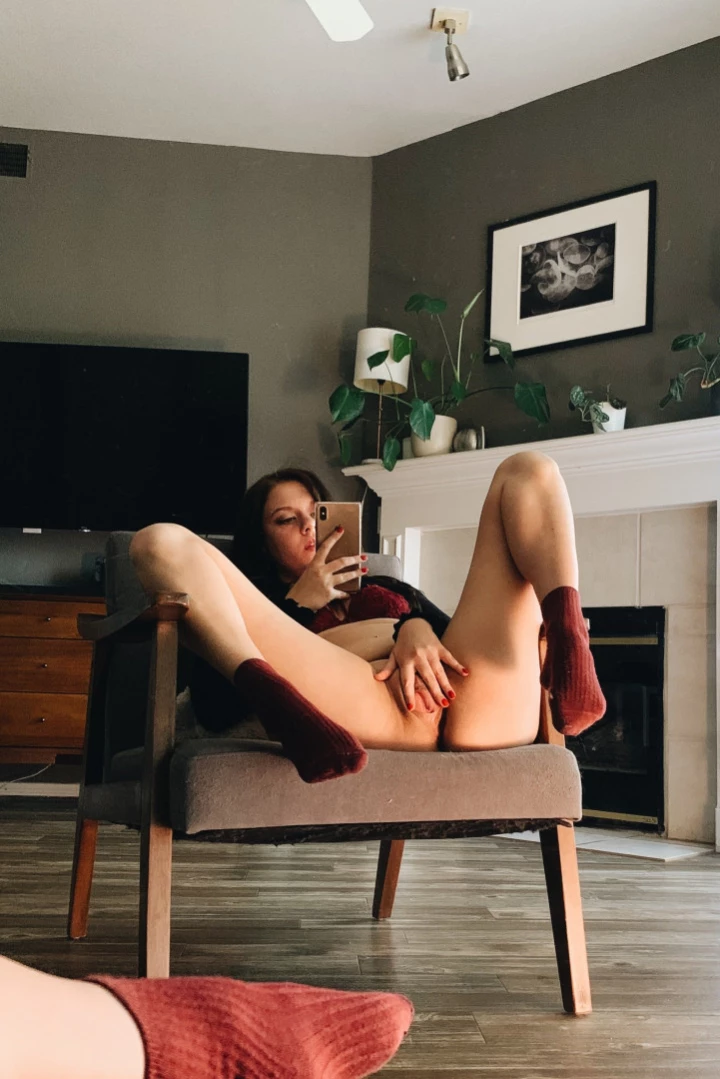 Alice [ alicemoss ] Onlyfans leaked photo 16375359 on Hotleaks.tv