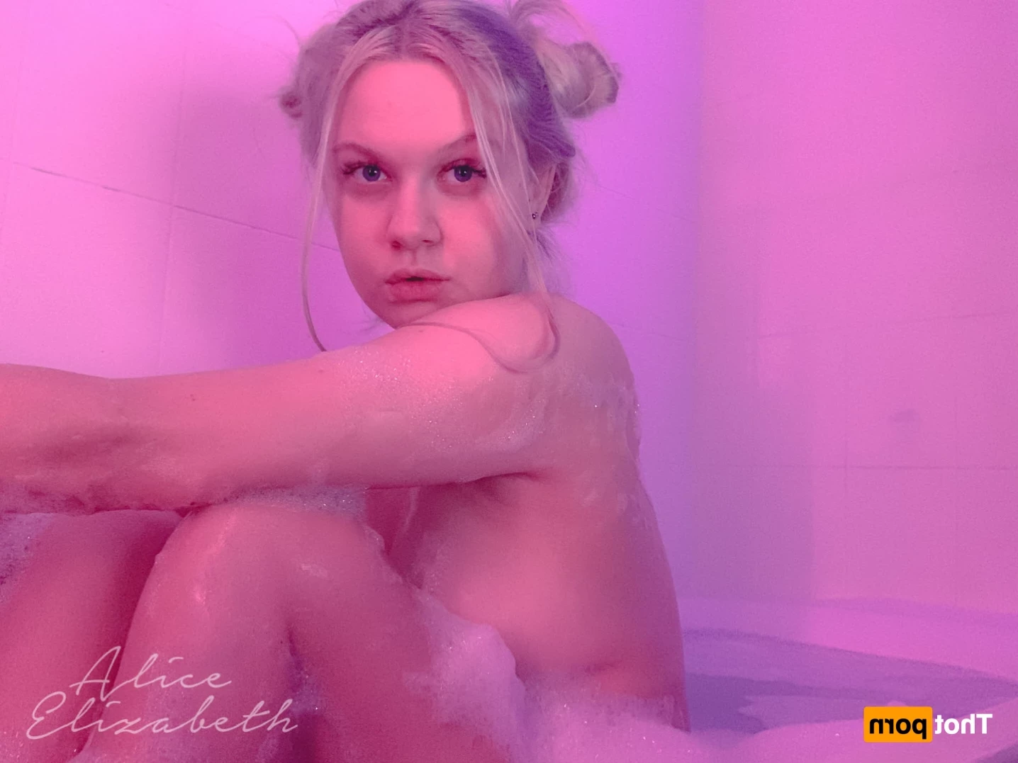 Alice [ alicemoss ] Onlyfans leaked photo 16375386 on Hotleaks.tv