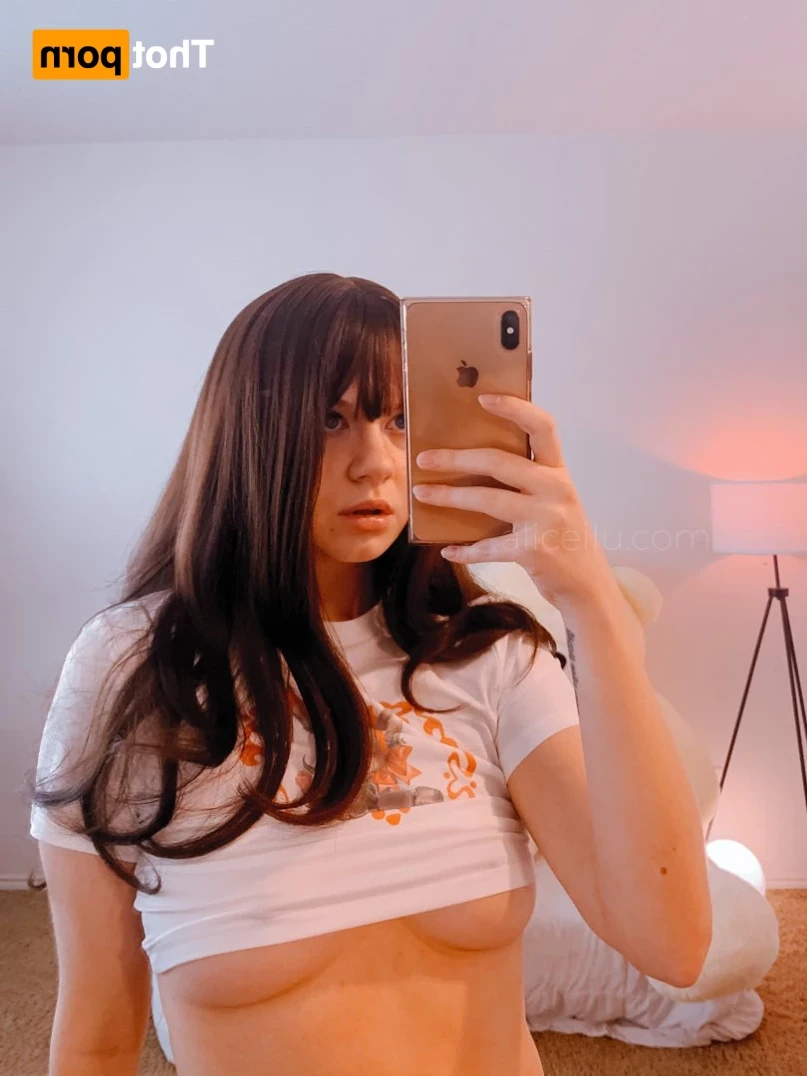 Alice [ alicemoss ] Onlyfans leaked photo 16375456 on Hotleaks.tv