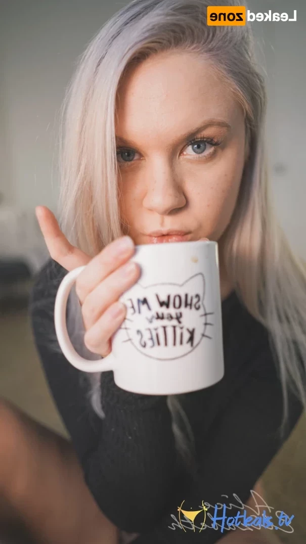 Alice [ alicemoss ] Onlyfans leaked photo 16378920 on Hotleaks.tv
