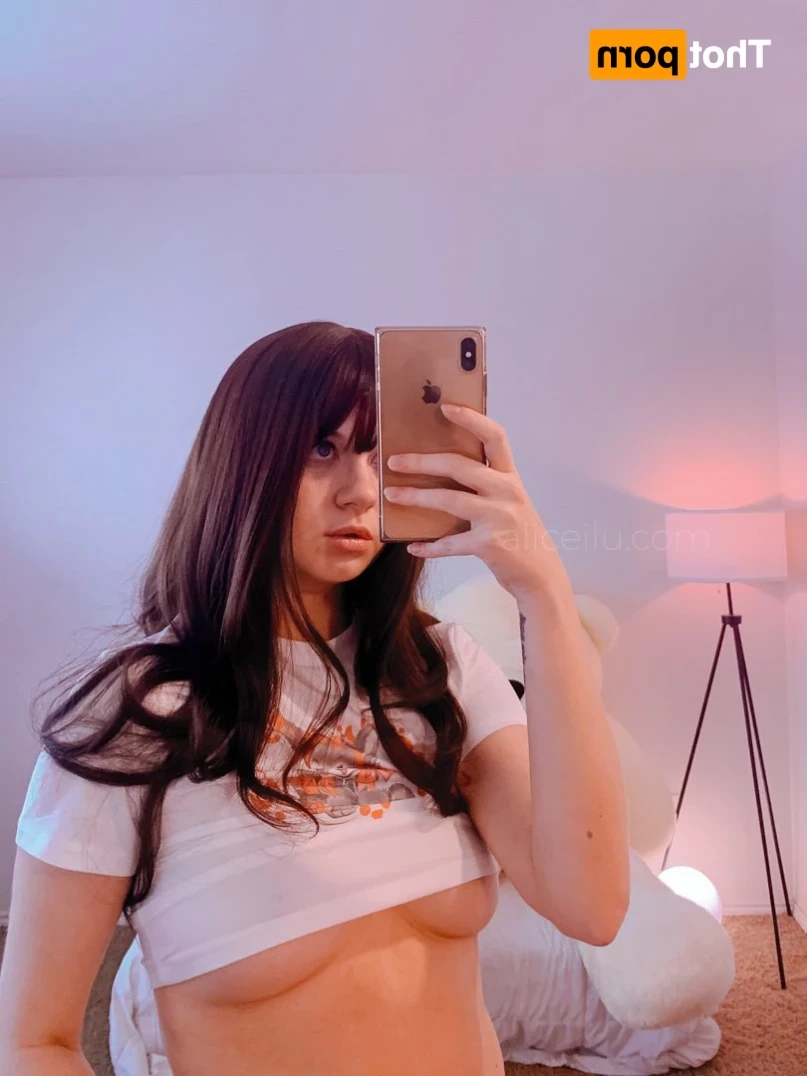 Alice [ alicemoss ] Onlyfans leaked photo 16379088 on Hotleaks.tv