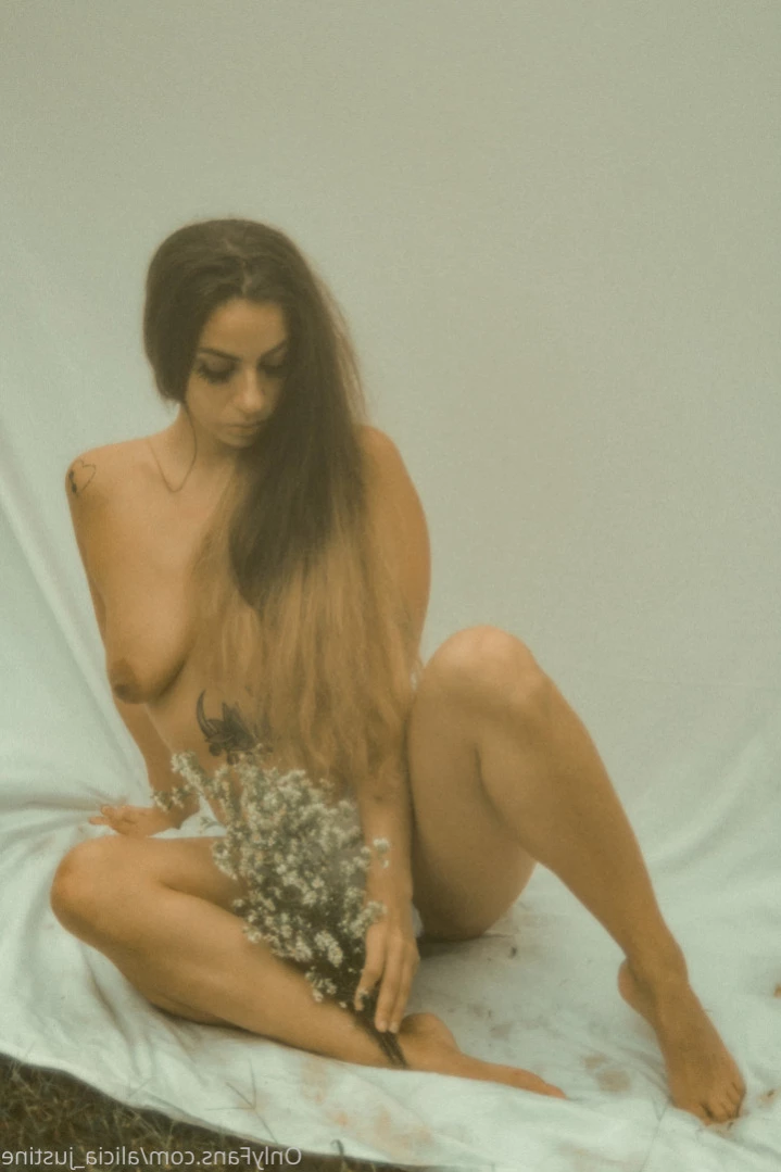 Alicia Justine [ alicia_justine ] Onlyfans leaked photo 11691166 on Hotleaks.tv
