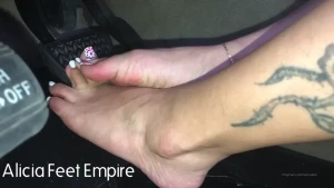 𝓐𝓵𝓲𝓬𝓲𝓪 𝓕𝓮𝓮𝓽 𝓔𝓶𝓹𝓲𝓻𝓮 [ aliciafeet ] Onlyfans leaked video 8504049 on Hotleaks.tv