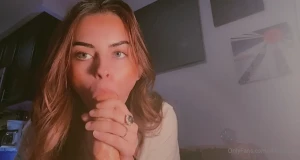 Aliice Apple [ aliiceapple ] Onlyfans leaked video 8499434 on Hotleaks.tv