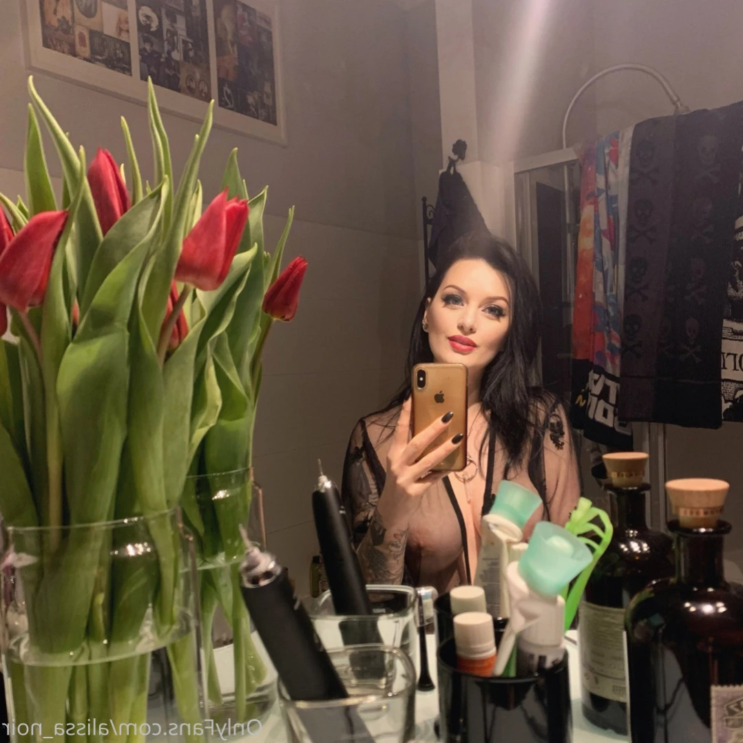AlissaNoir [ alissa_noir ] Onlyfans leaked photo 11067331 on Hotleaks.tv
