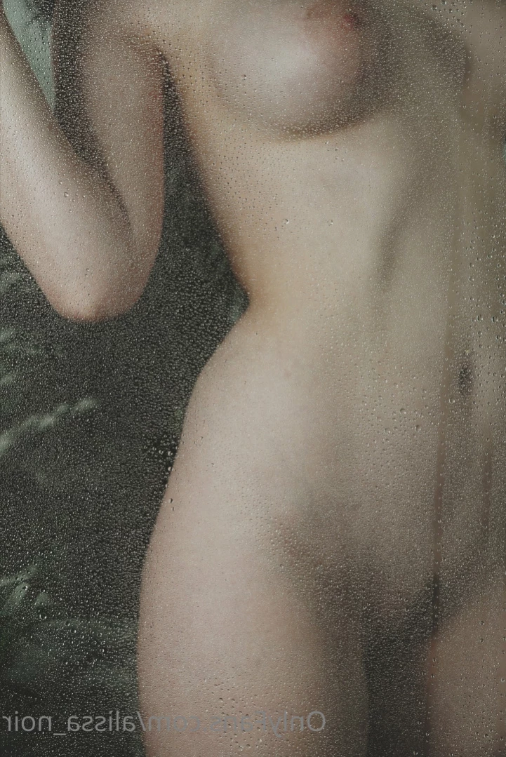 AlissaNoir [ alissa_noir ] Onlyfans leaked photo 11068050 on Hotleaks.tv