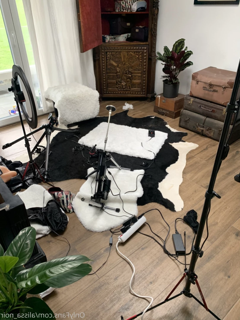 AlissaNoir [ alissa_noir ] Onlyfans leaked photo 12820287 on Hotleaks.tv