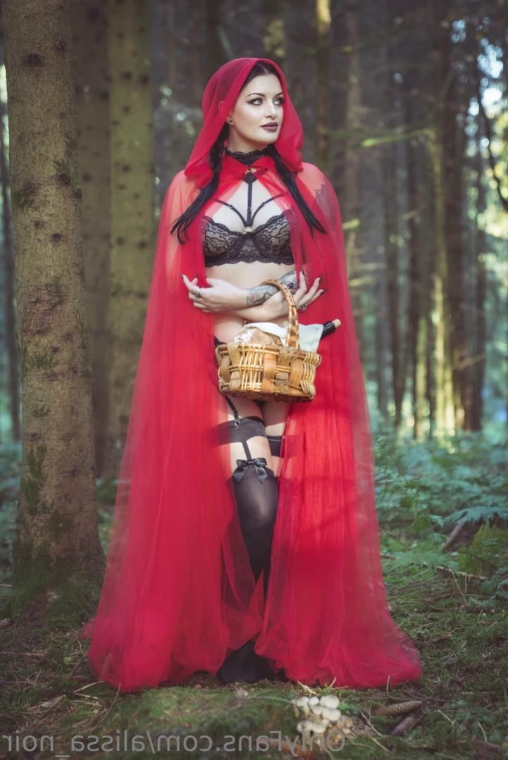 AlissaNoir [ alissa_noir ] Onlyfans leaked photo 13603045 on Hotleaks.tv