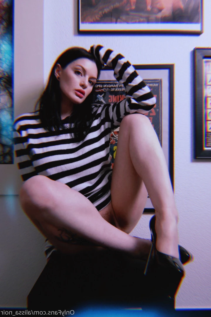 AlissaNoir [ alissa_noir ] Onlyfans leaked photo 14642044 on Hotleaks.tv