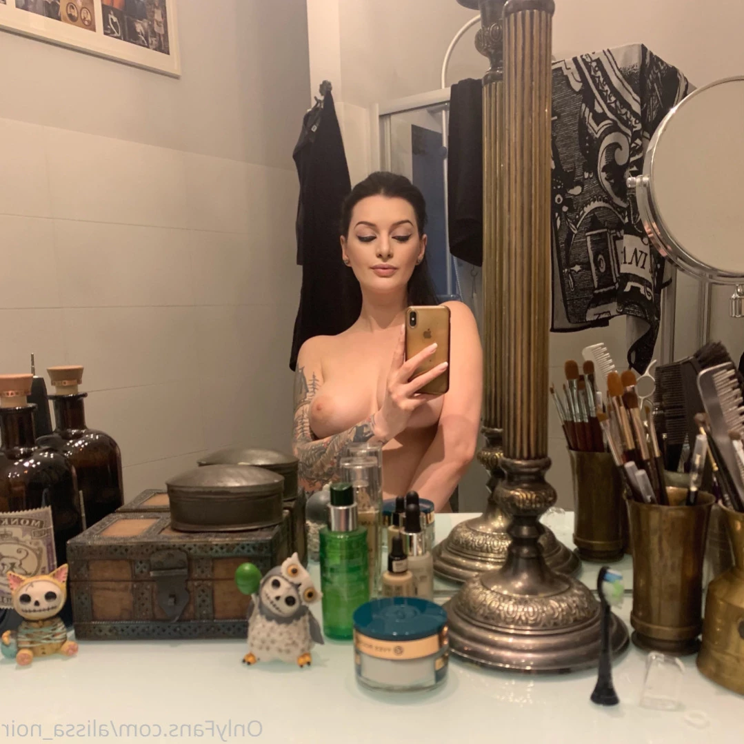 AlissaNoir [ alissa_noir ] Onlyfans leaked photo 14777865 on Hotleaks.tv