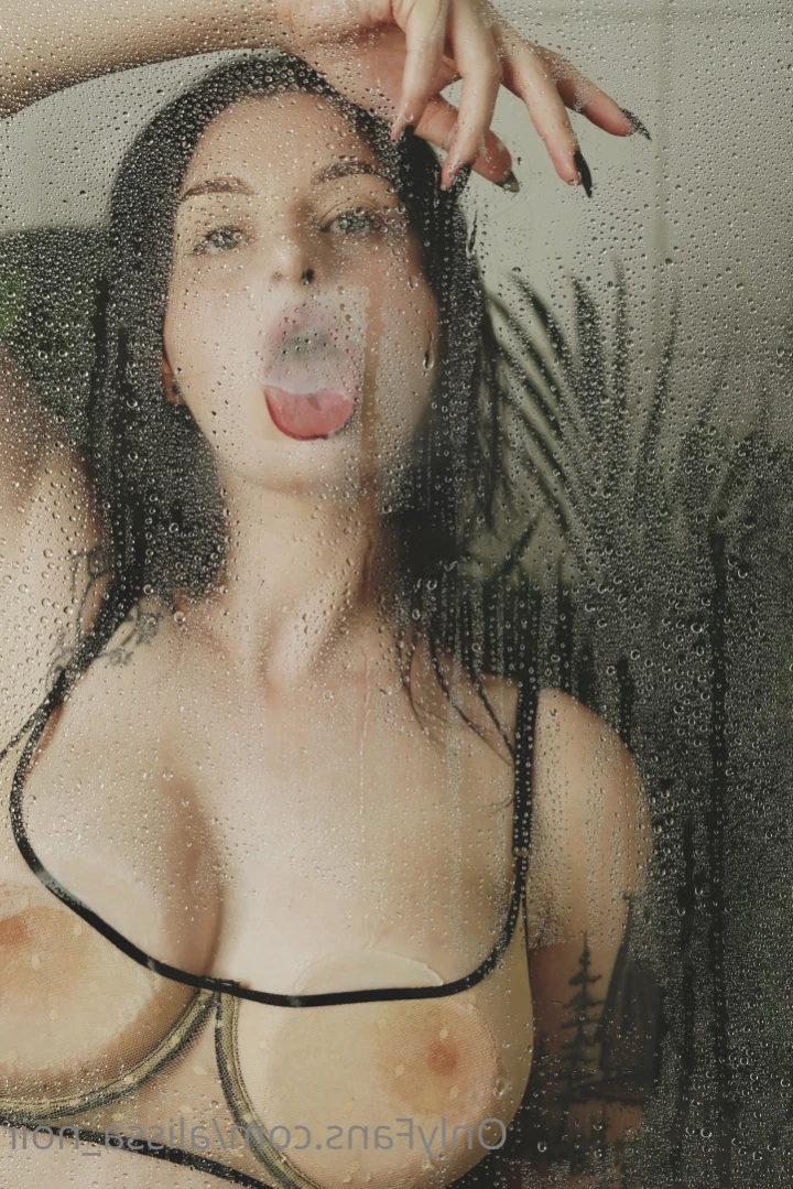AlissaNoir [ alissa_noir ] Onlyfans leaked photo 14877838 on Hotleaks.tv