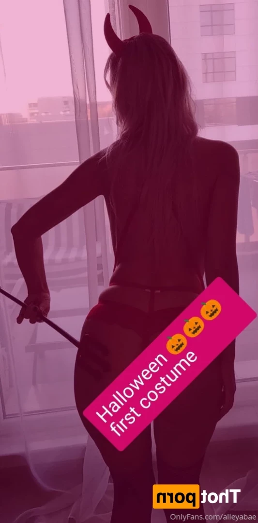 🦄🍭 𝓐𝓵𝓵𝓮𝔂𝓪 𝓑𝓪𝓮  🍭🦄 [ alleyabae ] Onlyfans leaked photo 13019763 on Hotleaks.tv