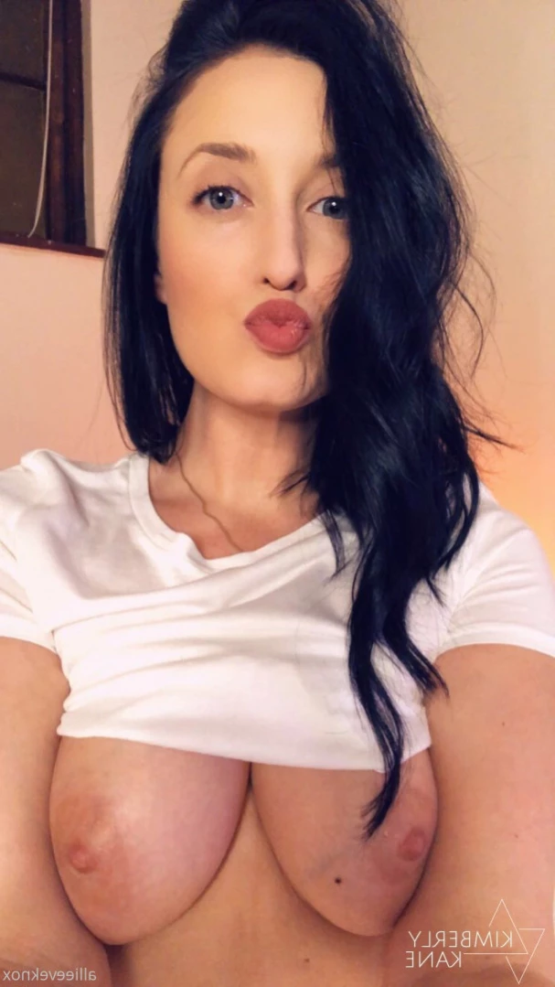 allieeveknox Onlyfans leaked photo 11523470 on Hotleaks.tv