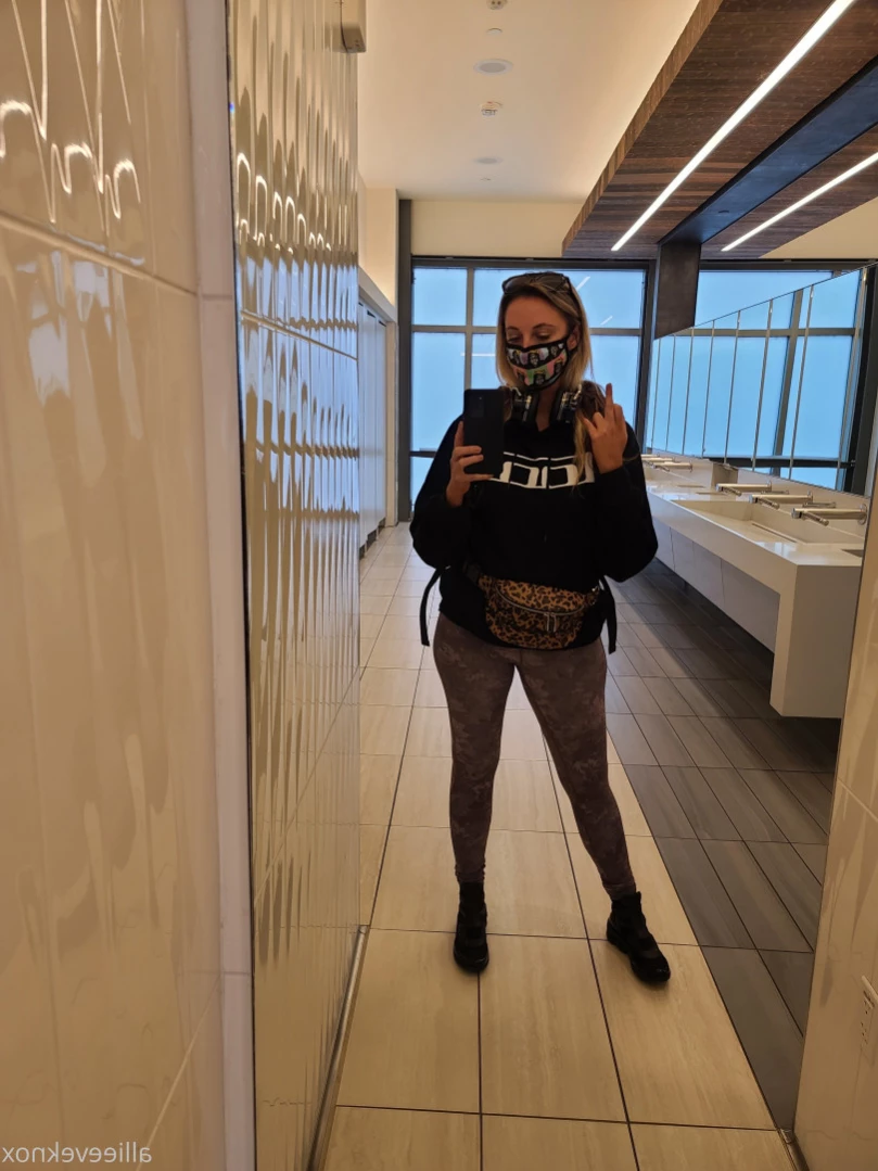 allieeveknox Onlyfans leaked photo 13385035 on Hotleaks.tv