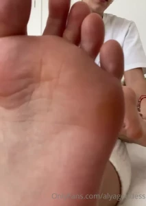 Alyafeets [ alyagoddess ] Onlyfans leaked video 8493048 on Hotleaks.tv