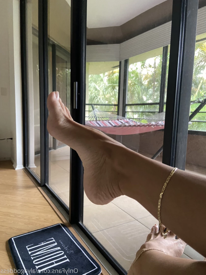 Alyafeets [ alyagoddess ] Onlyfans leaked photo 10932127 on Hotleaks.tv