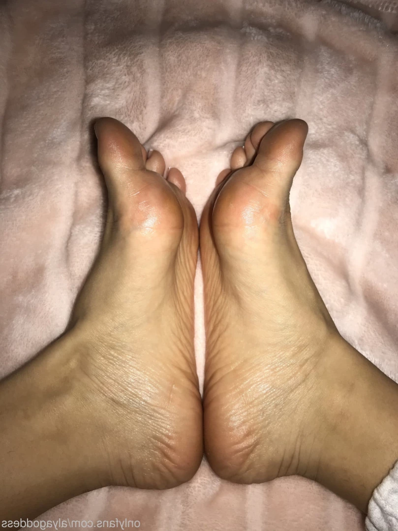 Alyafeets [ alyagoddess ] Onlyfans leaked photo 11066878 on Hotleaks.tv