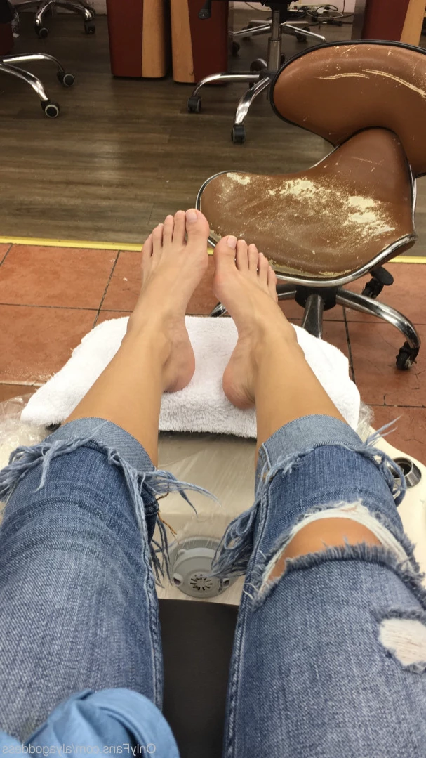Alyafeets [ alyagoddess ] Onlyfans leaked photo 11066974 on Hotleaks.tv