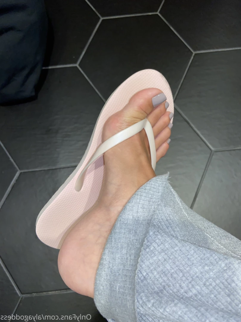 Alyafeets [ alyagoddess ] Onlyfans leaked photo 11067015 on Hotleaks.tv