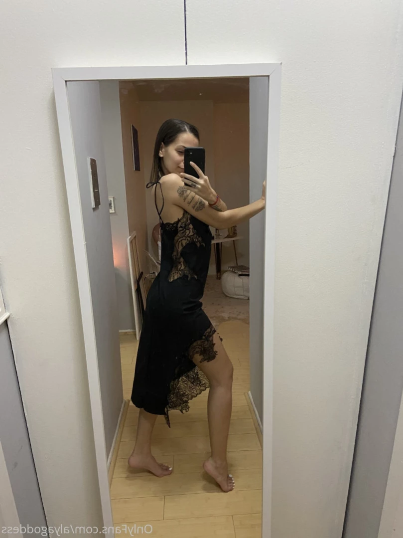 Alyafeets [ alyagoddess ] Onlyfans leaked photo 11067089 on Hotleaks.tv