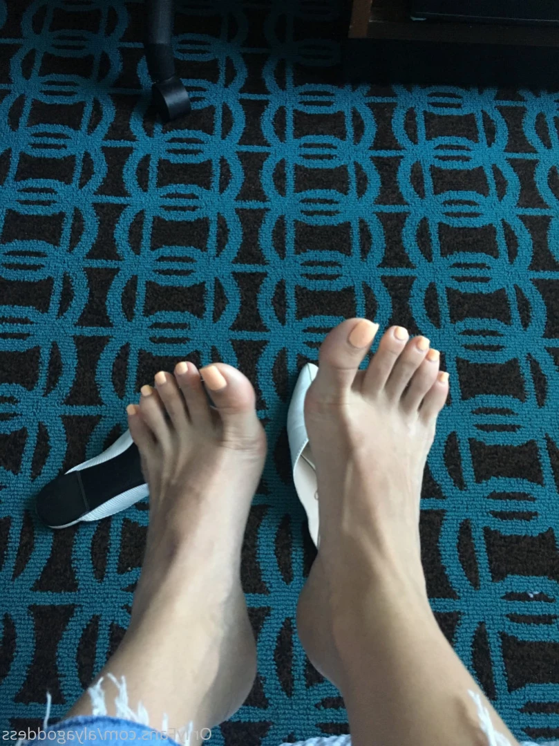 Alyafeets [ alyagoddess ] Onlyfans leaked photo 11070920 on Hotleaks.tv