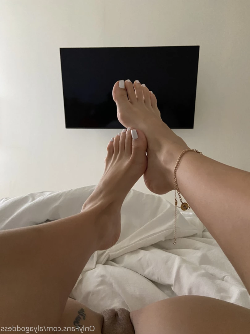 Alyafeets [ alyagoddess ] Onlyfans leaked photo 11070960 on Hotleaks.tv