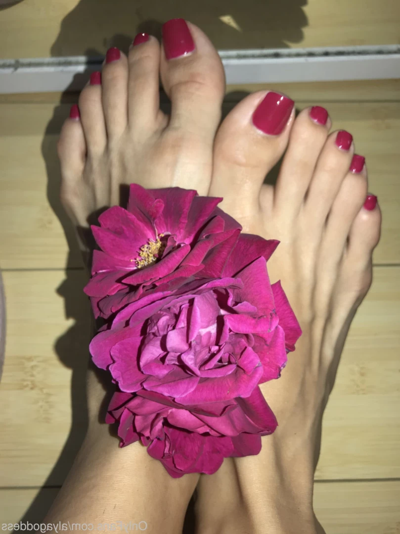Alyafeets [ alyagoddess ] Onlyfans leaked photo 11071757 on Hotleaks.tv