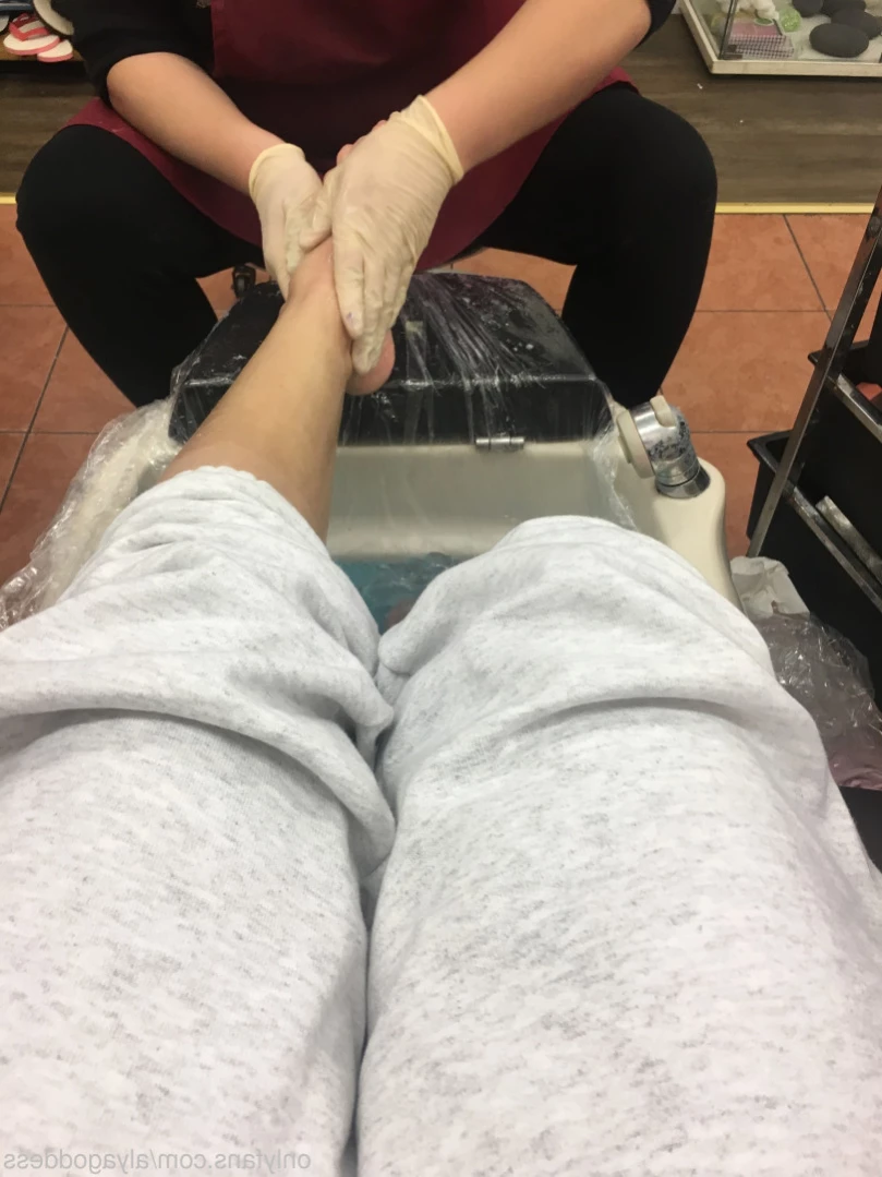 Alyafeets [ alyagoddess ] Onlyfans leaked photo 11071778 on Hotleaks.tv