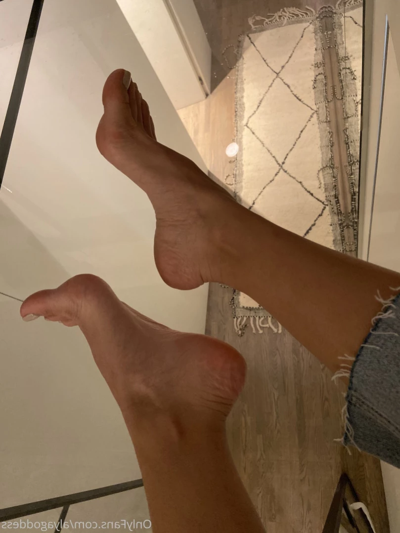 Alyafeets [ alyagoddess ] Onlyfans leaked photo 11072215 on Hotleaks.tv