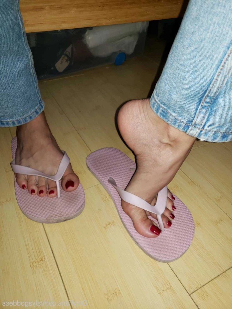 Alyafeets [ alyagoddess ] Onlyfans leaked photo 11368957 on Hotleaks.tv