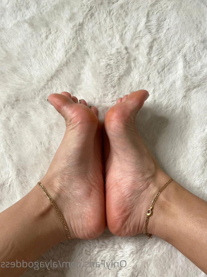 Alyafeets [ alyagoddess ] Onlyfans leaked photo 11680454 on Hotleaks.tv