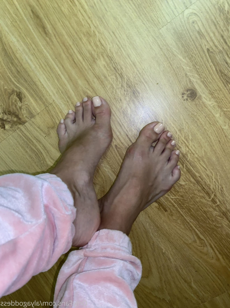 Alyafeets [ alyagoddess ] Onlyfans leaked photo 11805447 on Hotleaks.tv