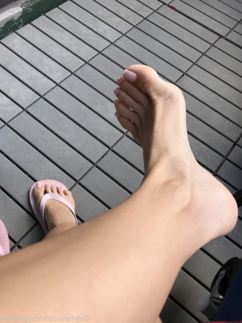 Alyafeets [ alyagoddess ] Onlyfans leaked photo 11863072 on Hotleaks.tv