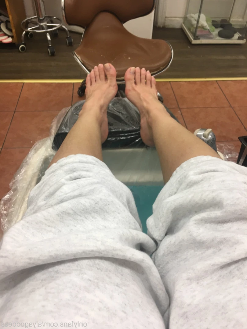 Alyafeets [ alyagoddess ] Onlyfans leaked photo 12388255 on Hotleaks.tv