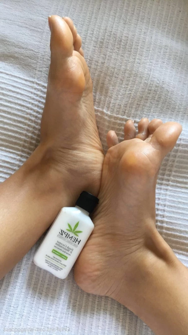 Alyafeets [ alyagoddess ] Onlyfans leaked photo 12977195 on Hotleaks.tv