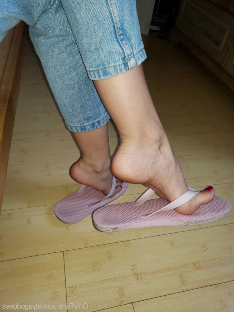 Alyafeets [ alyagoddess ] Onlyfans leaked photo 13603345 on Hotleaks.tv