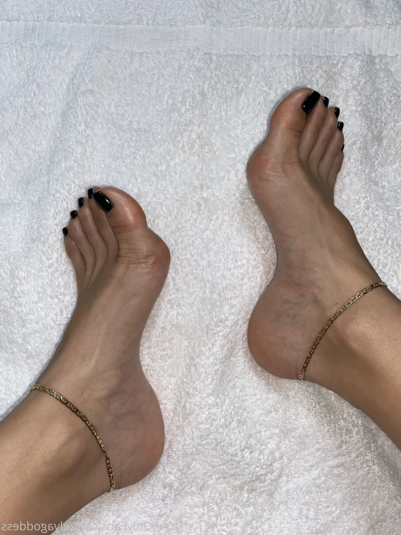 Alyafeets [ alyagoddess ] Onlyfans leaked photo 13759926 on Hotleaks.tv