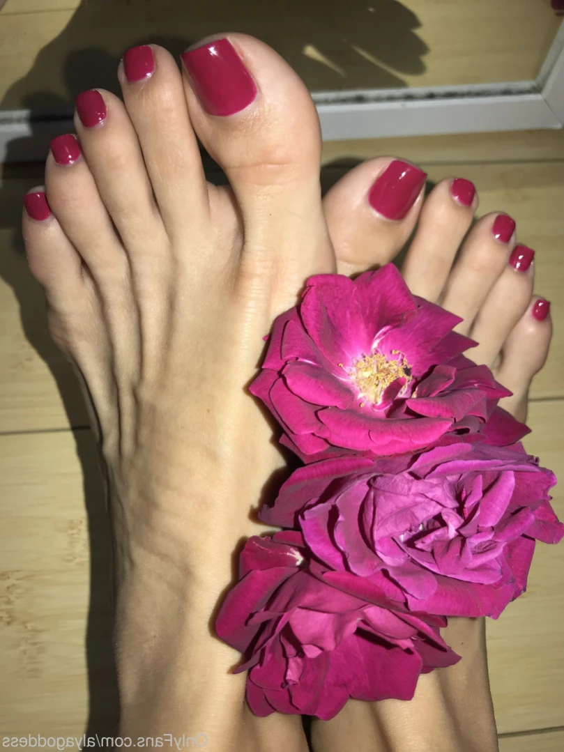 Alyafeets [ alyagoddess ] Onlyfans leaked photo 13813585 on Hotleaks.tv
