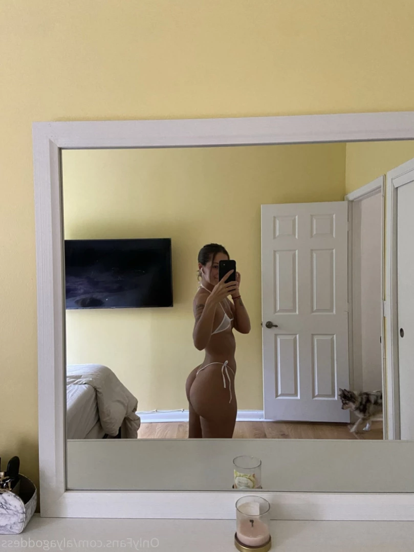 Alyafeets [ alyagoddess ] Onlyfans leaked photo 14124413 on Hotleaks.tv