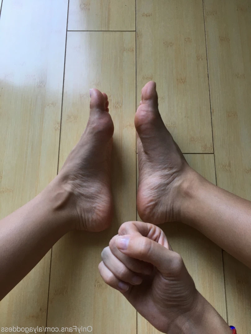 Alyafeets [ alyagoddess ] Onlyfans leaked photo 14217667 on Hotleaks.tv