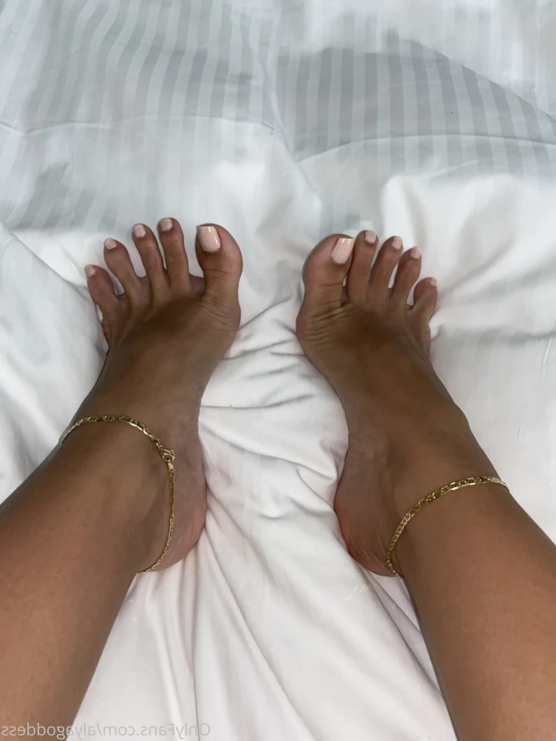 Alyafeets [ alyagoddess ] Onlyfans leaked photo 14397958 on Hotleaks.tv