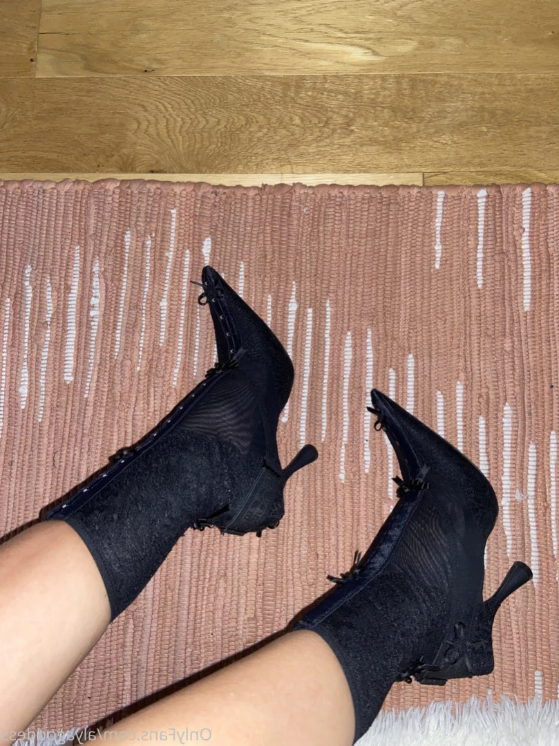 Alyafeets [ alyagoddess ] Onlyfans leaked photo 14560947 on Hotleaks.tv