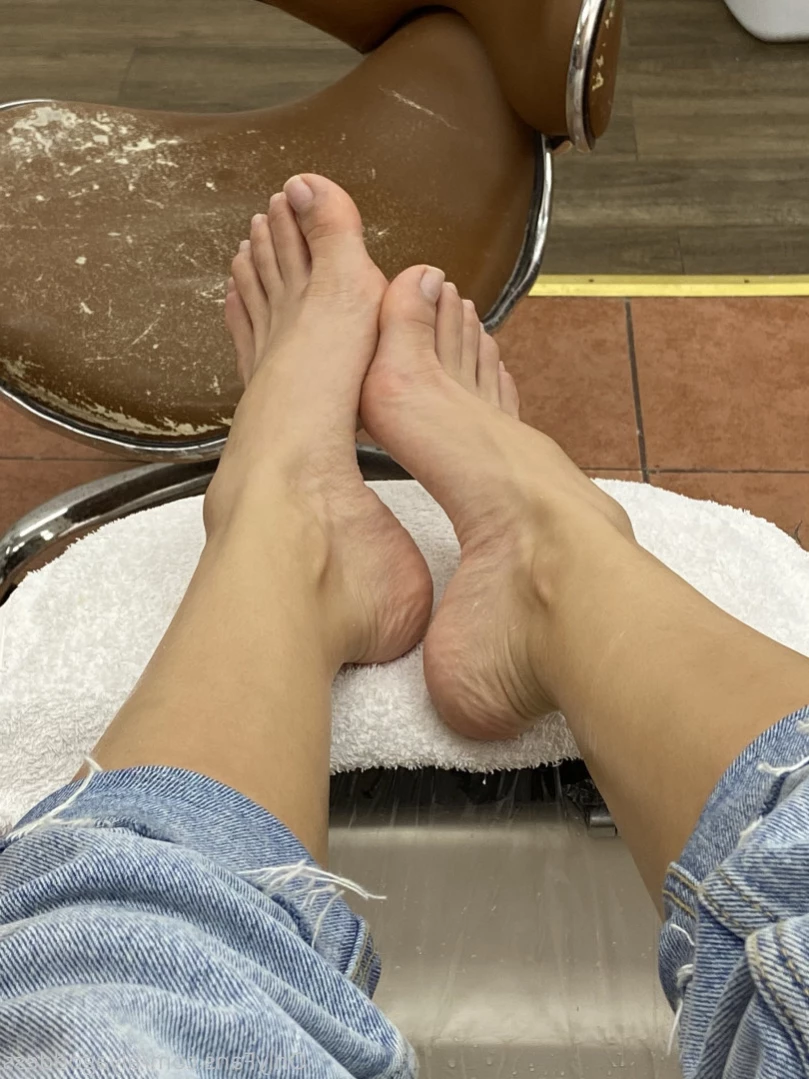 Alyafeets [ alyagoddess ] Onlyfans leaked photo 14571208 on Hotleaks.tv