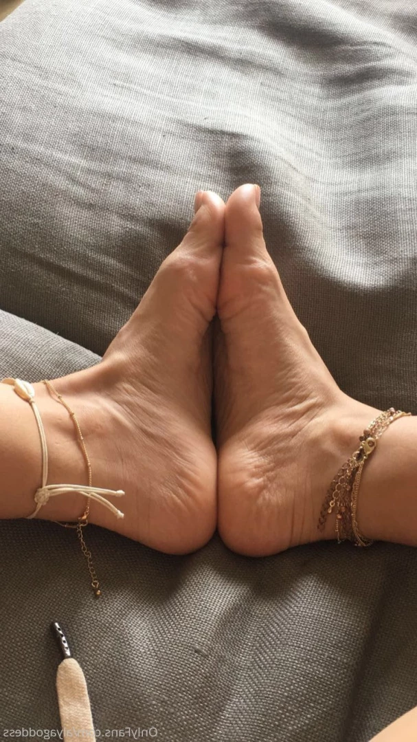 Alyafeets [ alyagoddess ] Onlyfans leaked photo 14573063 on Hotleaks.tv