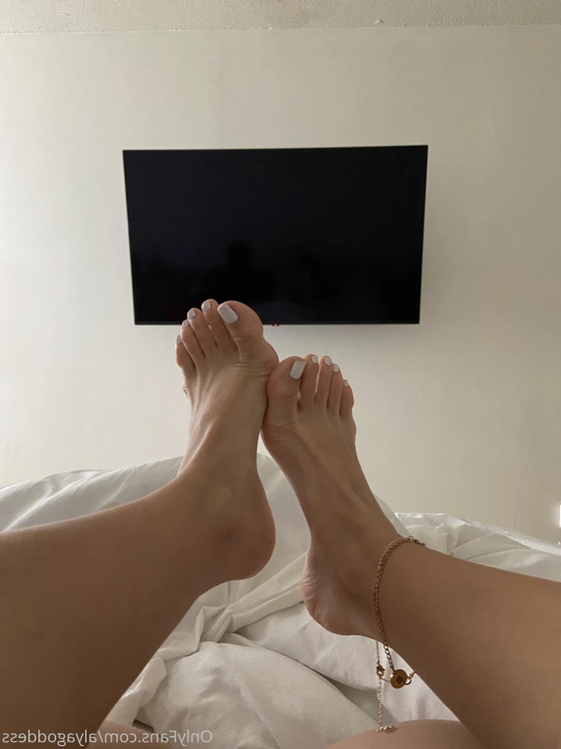 Alyafeets [ alyagoddess ] Onlyfans leaked photo 14894993 on Hotleaks.tv