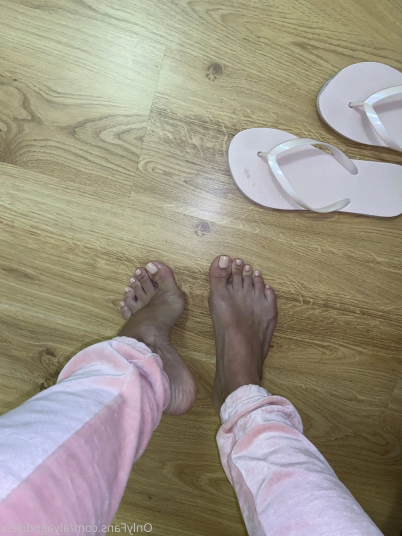 Alyafeets [ alyagoddess ] Onlyfans leaked photo 15415405 on Hotleaks.tv
