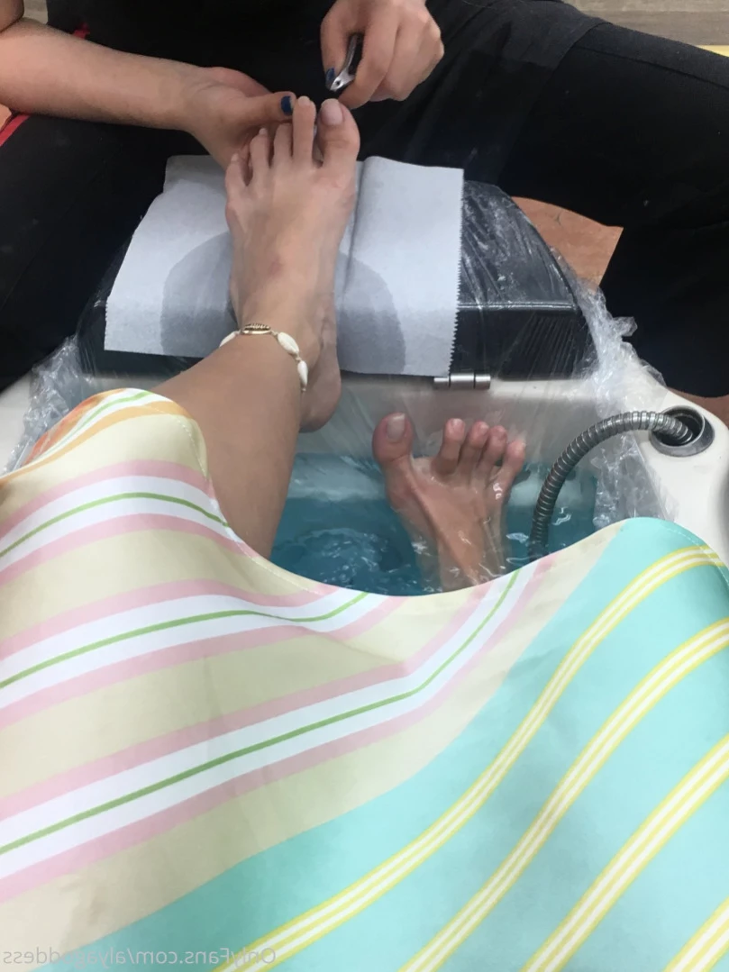 Alyafeets [ alyagoddess ] Onlyfans leaked photo 15699819 on Hotleaks.tv