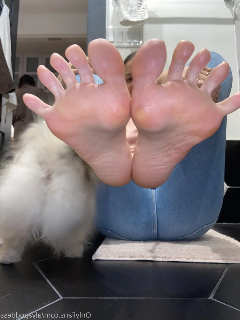 Alyafeets [ alyagoddess ] Onlyfans leaked photo 15843283 on Hotleaks.tv
