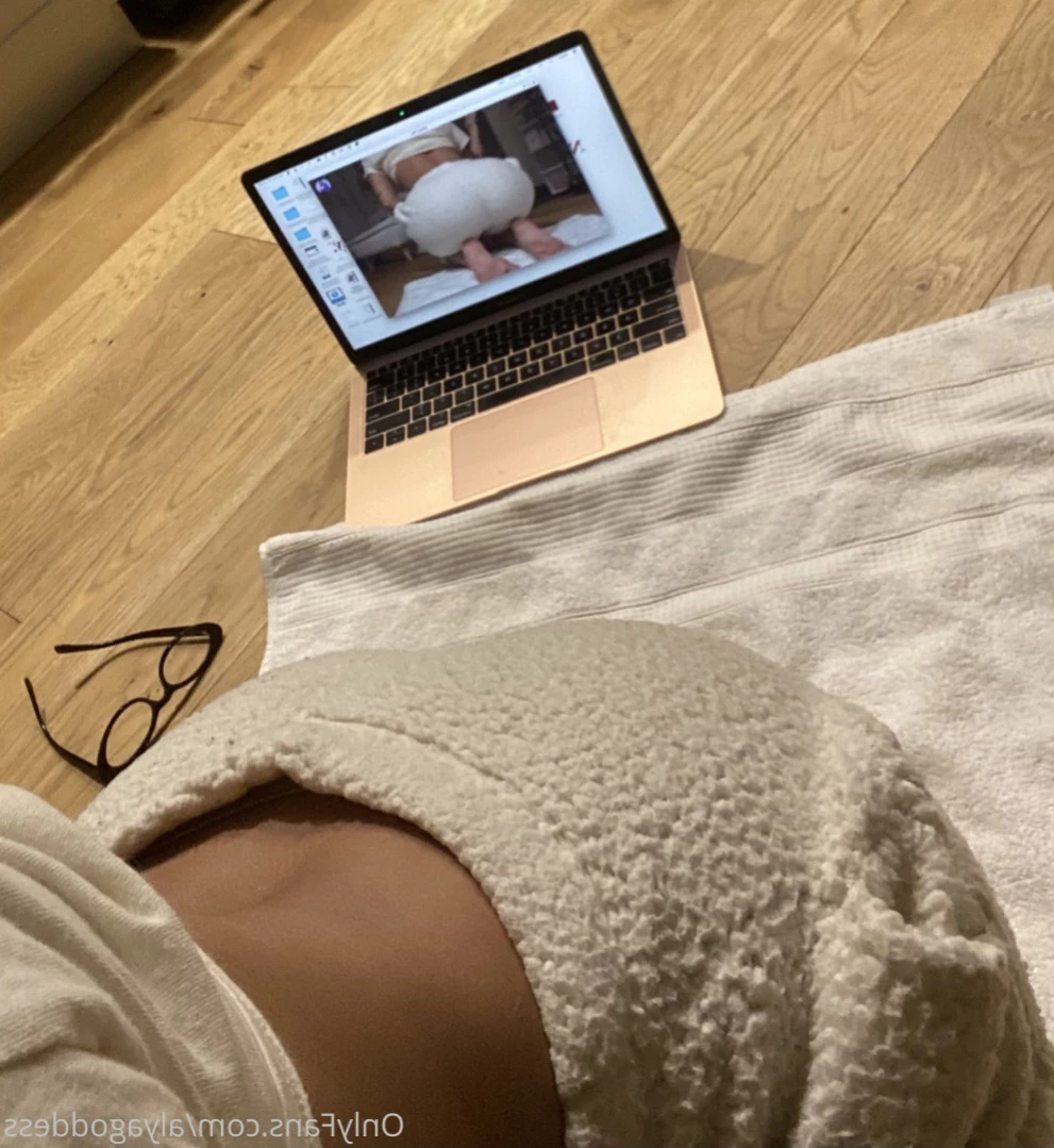 Alyafeets [ alyagoddess ] Onlyfans leaked photo 16213979 on Hotleaks.tv