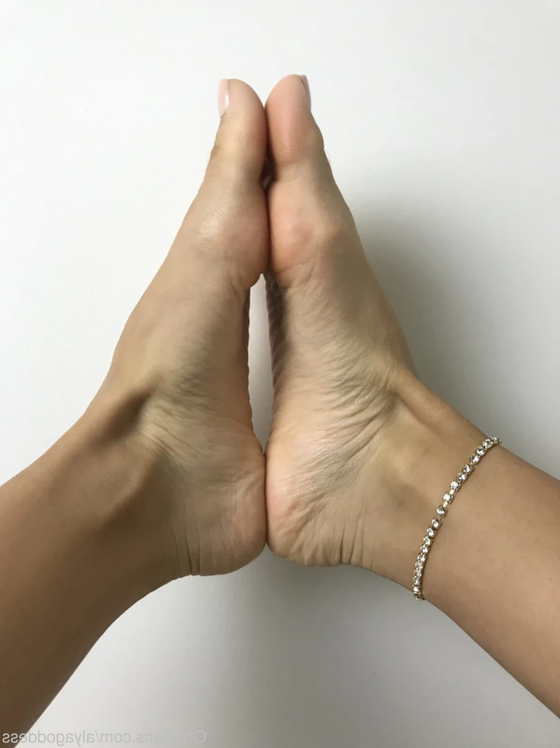 Alyafeets [ alyagoddess ] Onlyfans leaked photo 16217072 on Hotleaks.tv